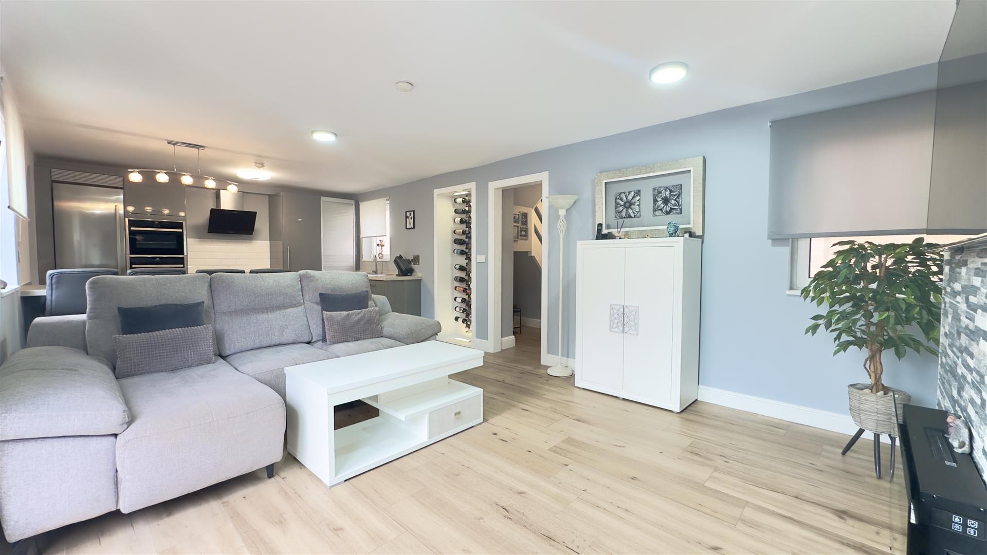 Image of Apartment - 3 Bedrooms - 1 Bathrooms for Sale in South District-Gibraltar, Image 9
